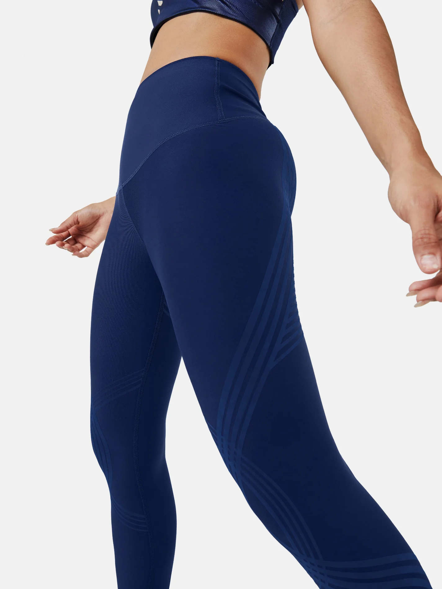 Body Sculpt 7/8 Leggings (Reversible Wear) - Image 35