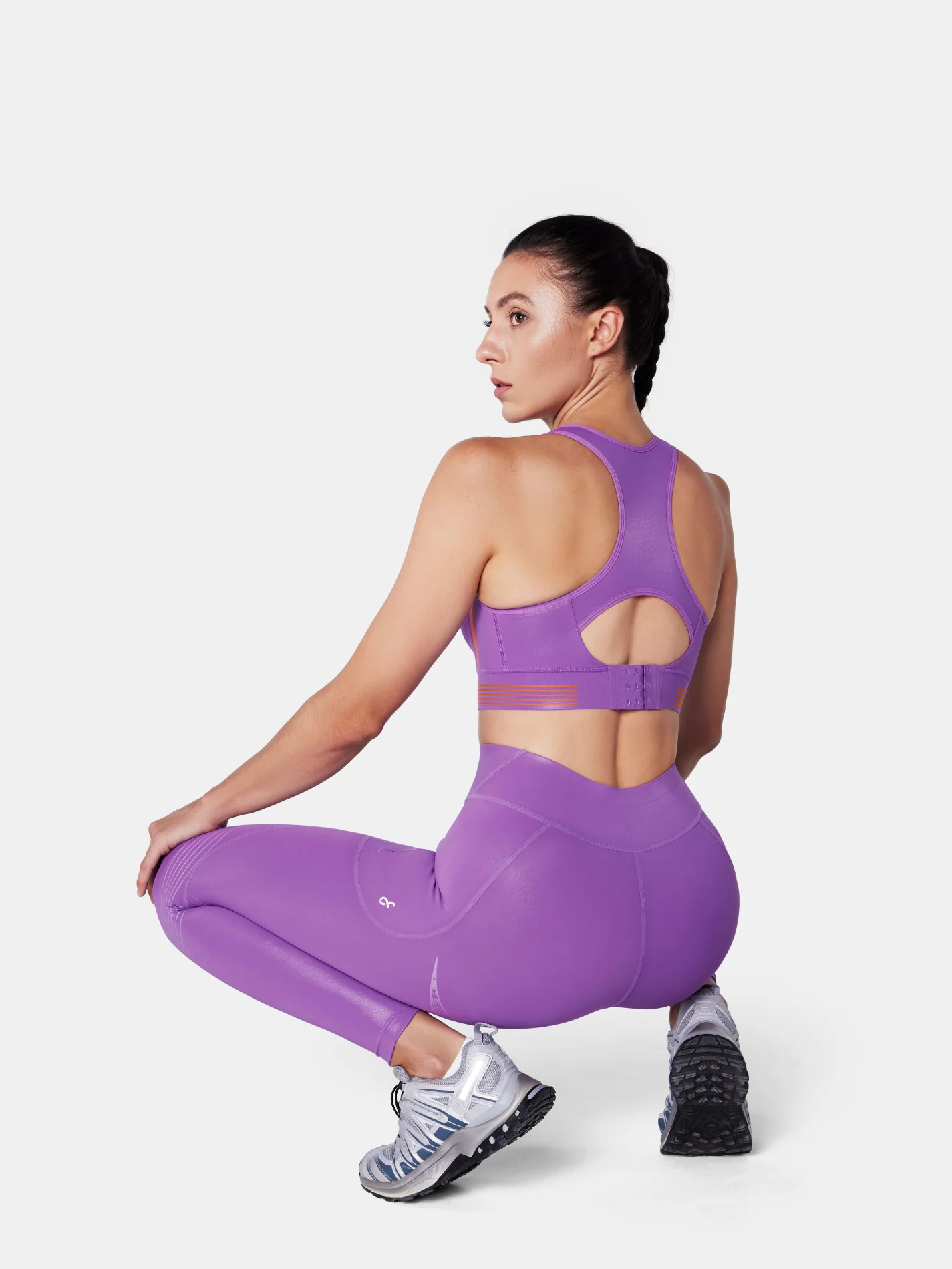 Body Sculpt Glossy Leather Sports Bra - Image 11