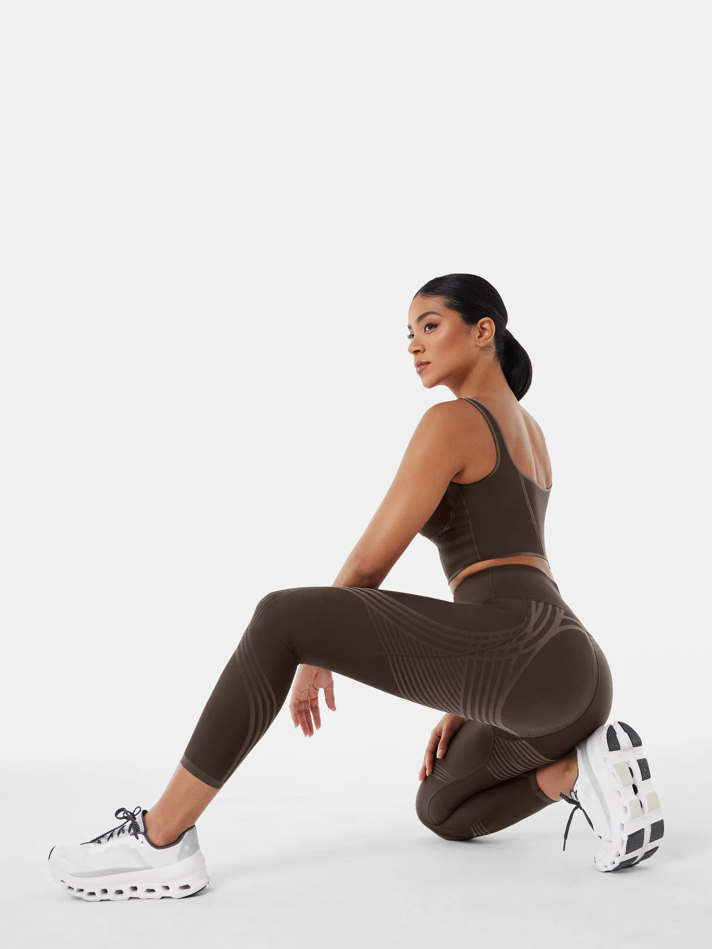 Body Sculpt Side Pocket 7/8 Leggings - Image 19