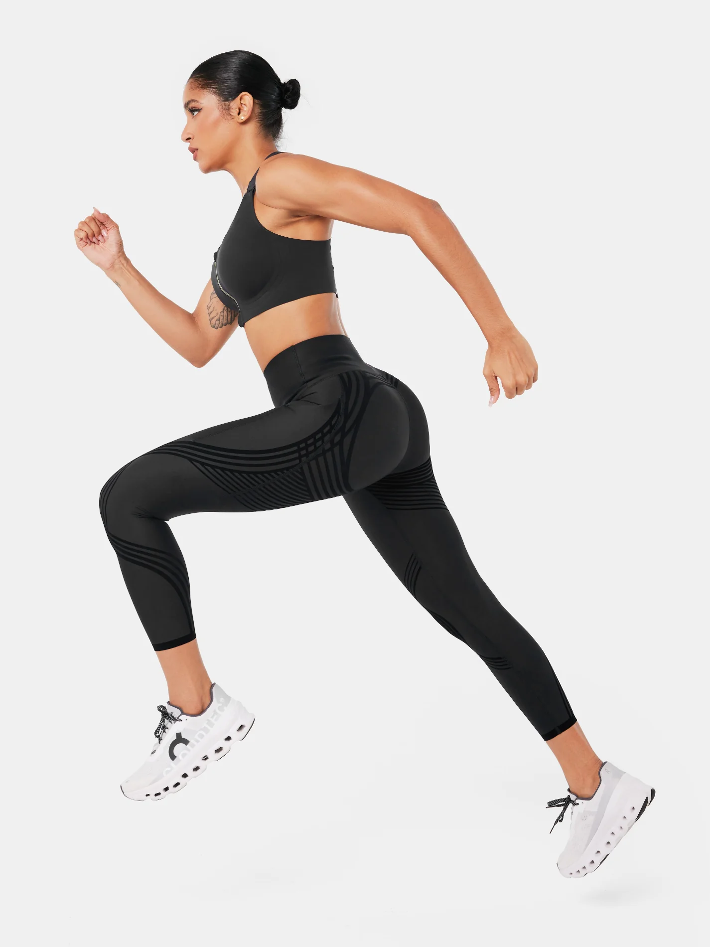 Body Sculpt Side Pocket 7/8 Leggings - Image 36