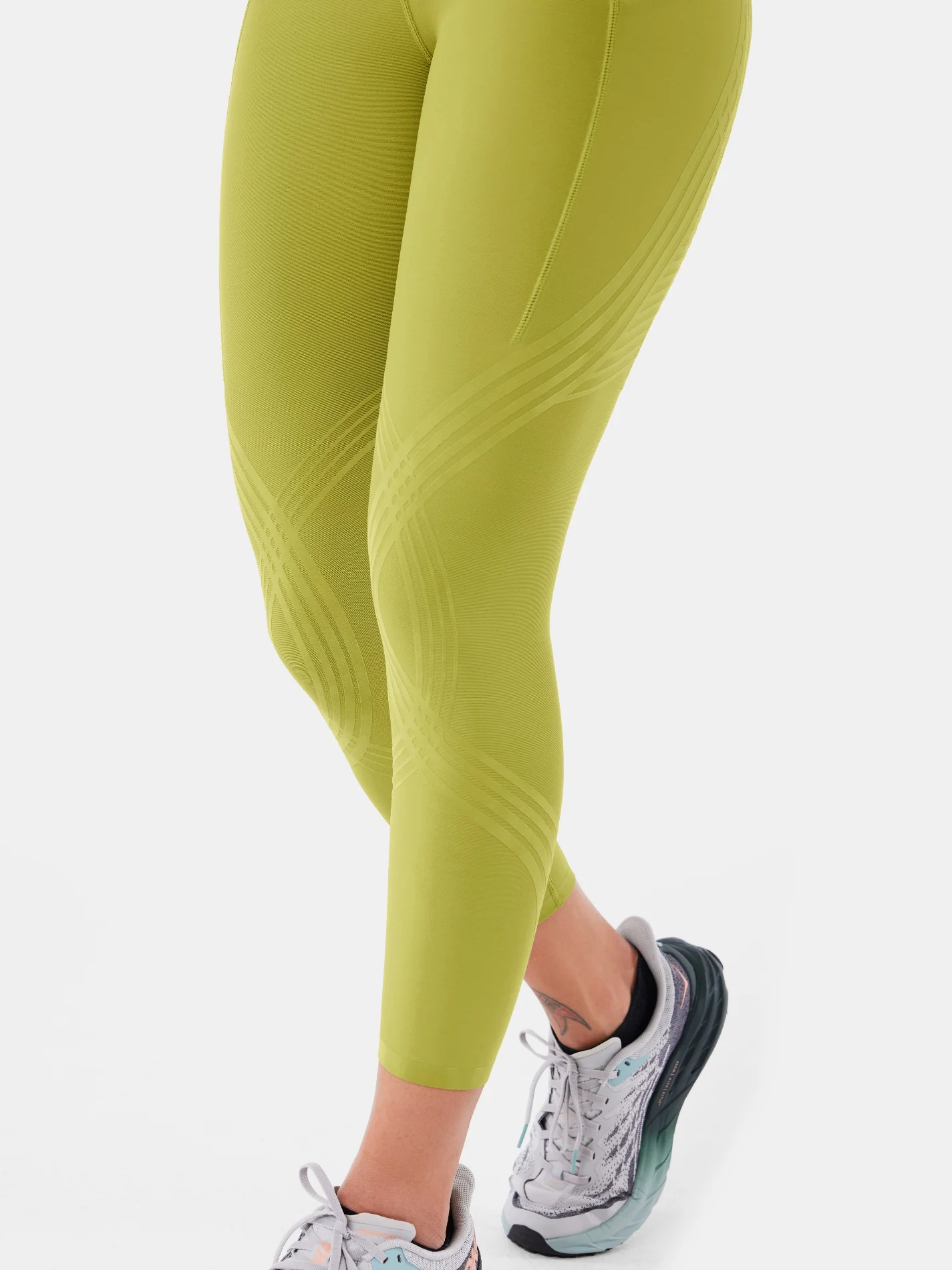 Body Sculpt Side Pocket 7/8 Leggings - Image 59