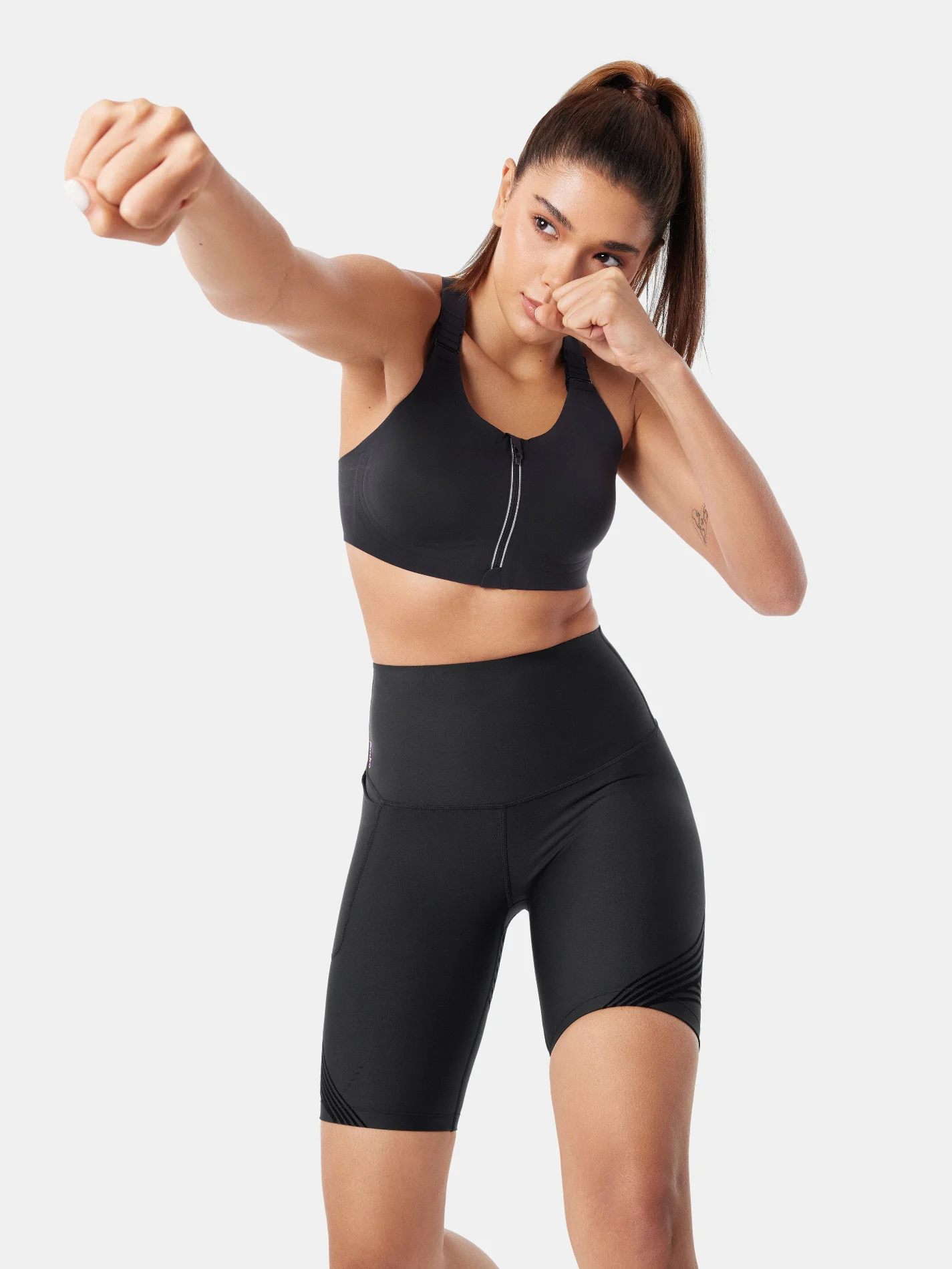 Body Sculpt Side Pocket 9" Biker Shorts (Reversible Wear) - Image 18
