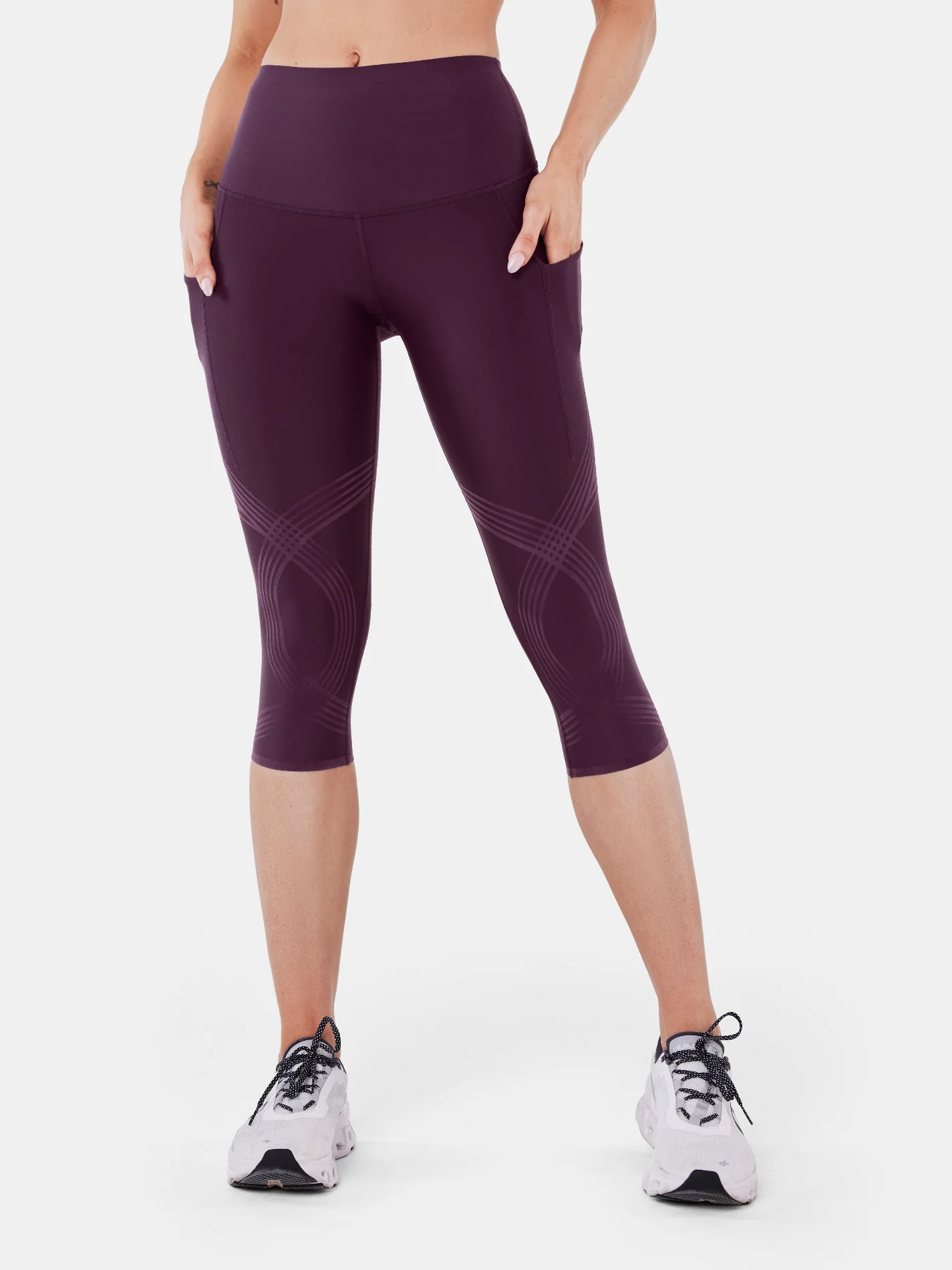 Body Sculpt Side Pocket Capri Leggings - Image 15